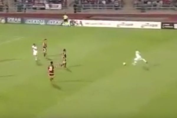 Nikad nije ostario: Pol Skols i sa 40 godina razornim šutem cepa mrežu! (VIDEO)