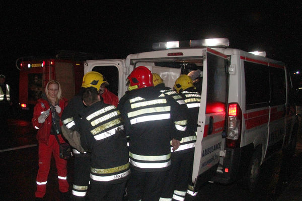 Crni dan u Srbiji: Troje poginulo, 106 saobraćajnih nezgoda!