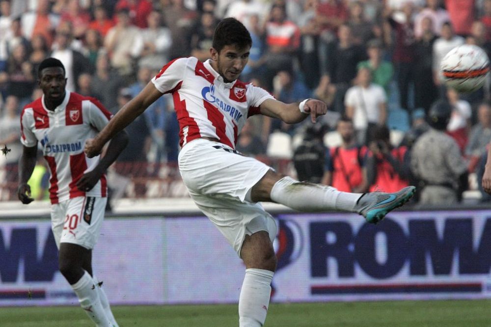 Da li se titula vraća na Marakanu? Zvezda na plus 14 posle desete pobede u nizu! (FOTO) (VIDEO)