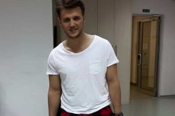 Ko je Farmer koji je vitlao nožem, pljuvao Bože pravde i vikao Alahu Akbar?