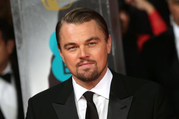 Ovaj holivudski superstar šetao je najlepše žene sveta. I dalje to čini! (FOTO)