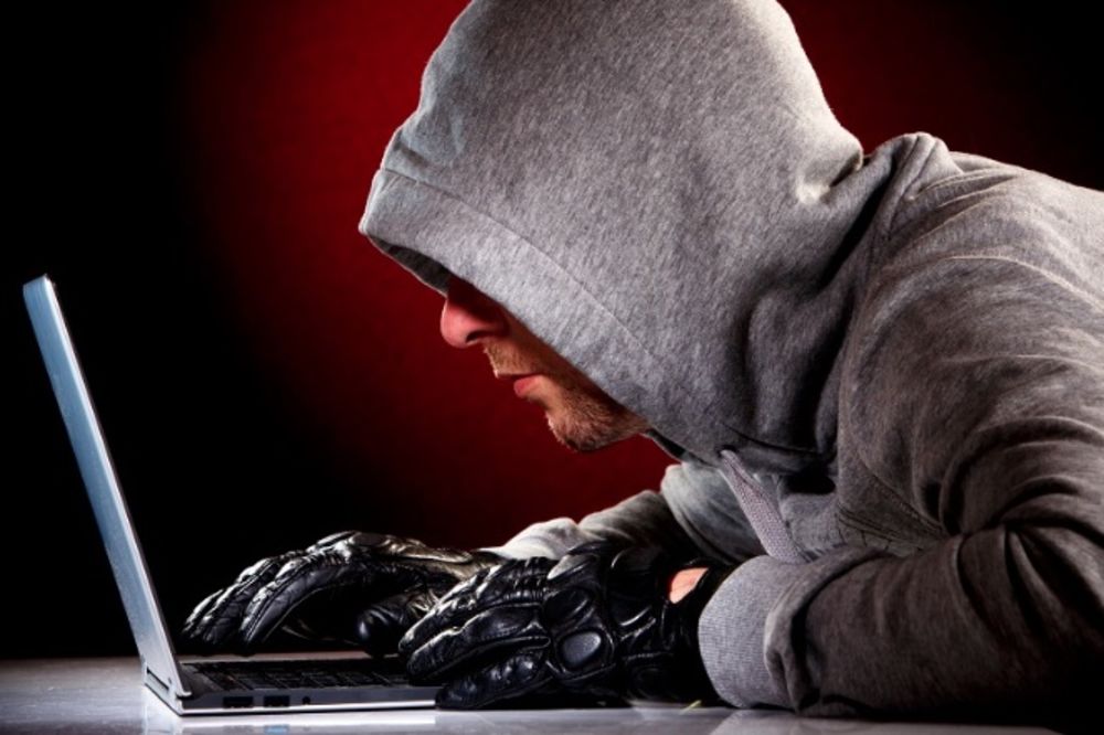 Ukrali Srbima 1.000.000 evra preko interneta: Skidaju pare s računa i ucenjuju! (FOTO)