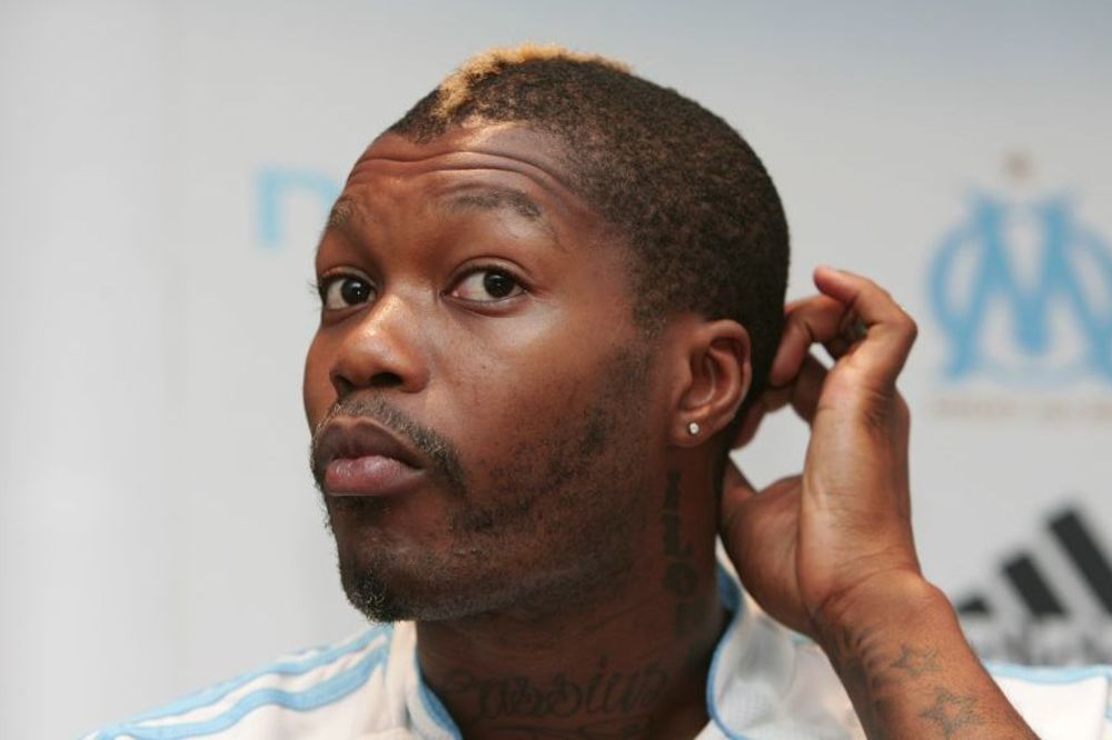 Ludak za sva vremena: 10 stvari po kojima ćemo pamtiti legendarnog Đibrila Sisea! (VIDEO)