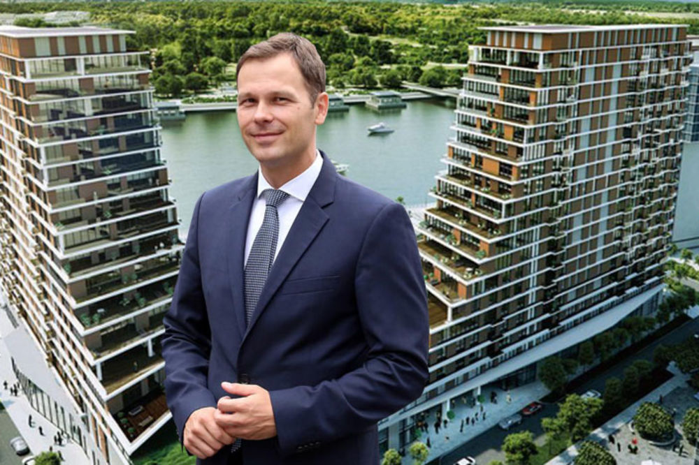 Mali je malo nervozan: Njegovo obezbeđenje otelo aparat i izbrisalo snimak novinarima!