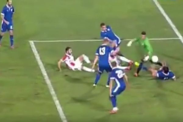 Da li je bio penal za Zvezdu protiv Vojvodine? (VIDEO)