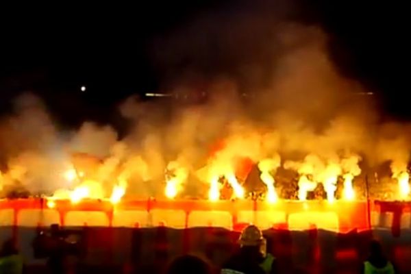 Sever je goreo: Ovako su Delije zapalile Marakanu u sredu uveče! (VIDEO)
