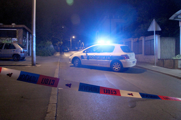 Horor kod Niša: Ubio puškom babu i ranio unuku, pa se zapalio!