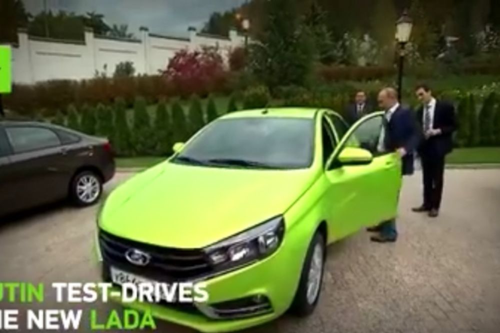 Ko sme njega da kazni: Putin vozio brže nego što je dozvoljeno! (VIDEO)