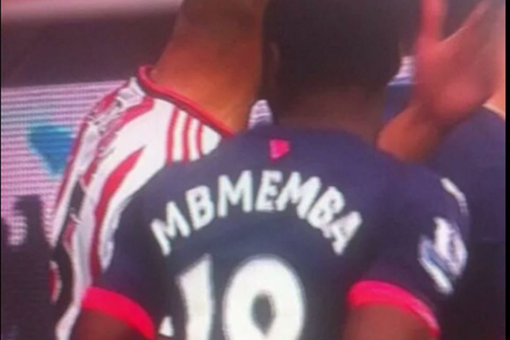 Čoveče, imao si jedan posao: Igrač Njukasla prekršten na dresu! (FOTO)