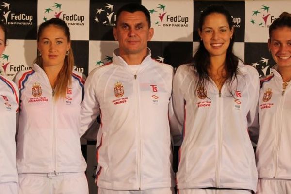 Verila se srpska teniska lepotica, a tek kakav je prsten dobila! (FOTO)