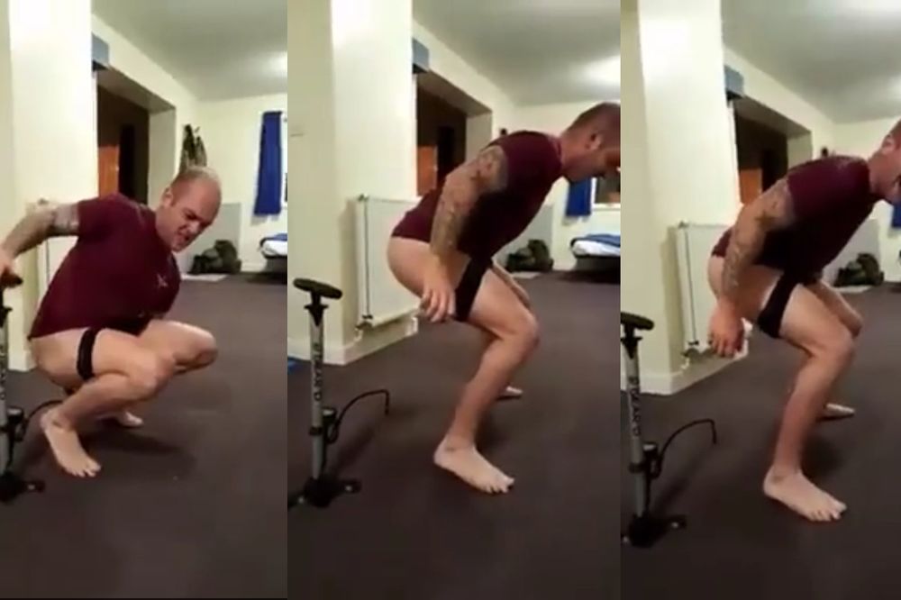 Stavio je pumpu u svoju zadnjicu, jer je hteo da... Ne znamo ni mi šta! (VIDEO)