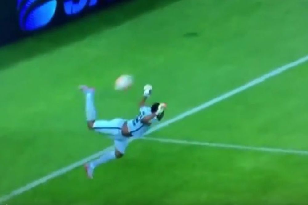 Novi Igita brani za Vermezovićev bivši klub: 20 godina kasnije skinuo je čuveni potez škorpion! (VIDEO)