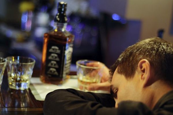 Bili smo u beogradskim kafanama i evo šta Srbi najviše vole da piju (FOTO) (VIDEO)