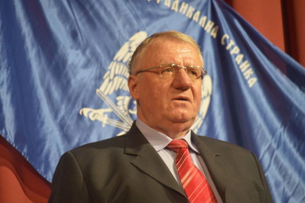 Šešelj otkriva: Da li je pozvao svoje pristalice da glasaju za SNS?!