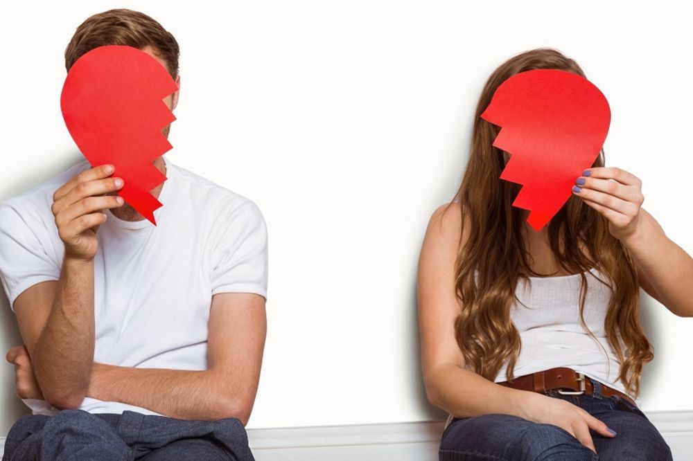 5 znakova da je vaša veza osuđena na raskid (GIF)