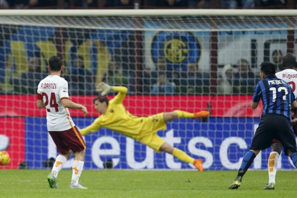 Dalekometna artiljerija Čileanca srušila Rimljane sa trona: Inter prvi posle derbija! (VIDEO)