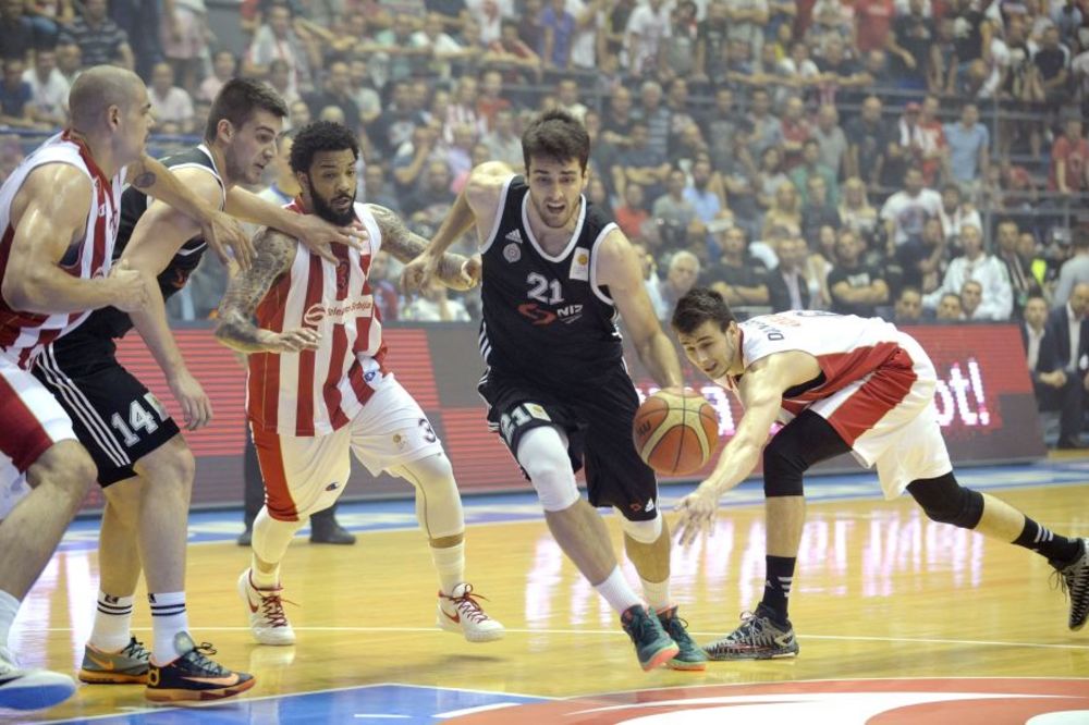 Partizan jači za trojkaša u derbiju: Andrić se protiv Zvezde vraća na teren!