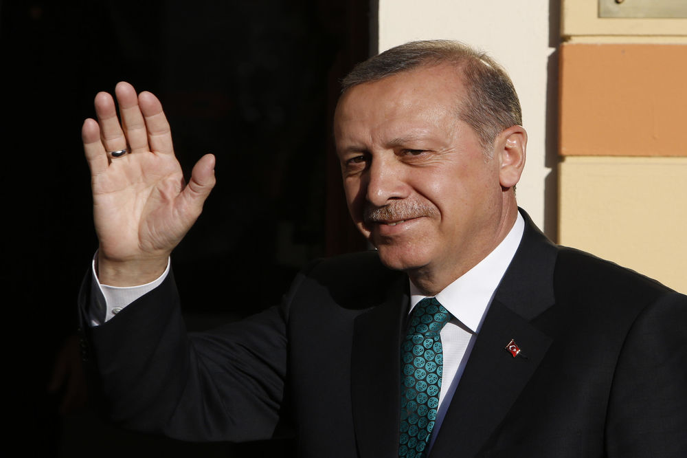 Da li vas iznenađuje što je pobeda Erdogana burno proslavljena na ulicama Sarajeva? (FOTO)