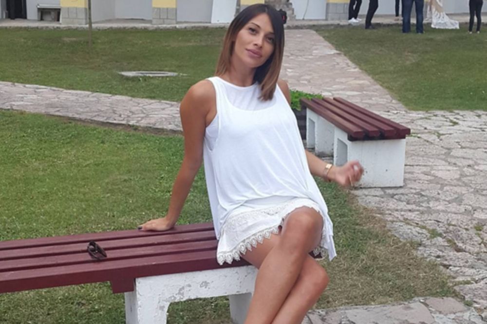 Med medeni! Stojketova bivša pokazala sina! I otkrila njegovo ime! (FOTO)