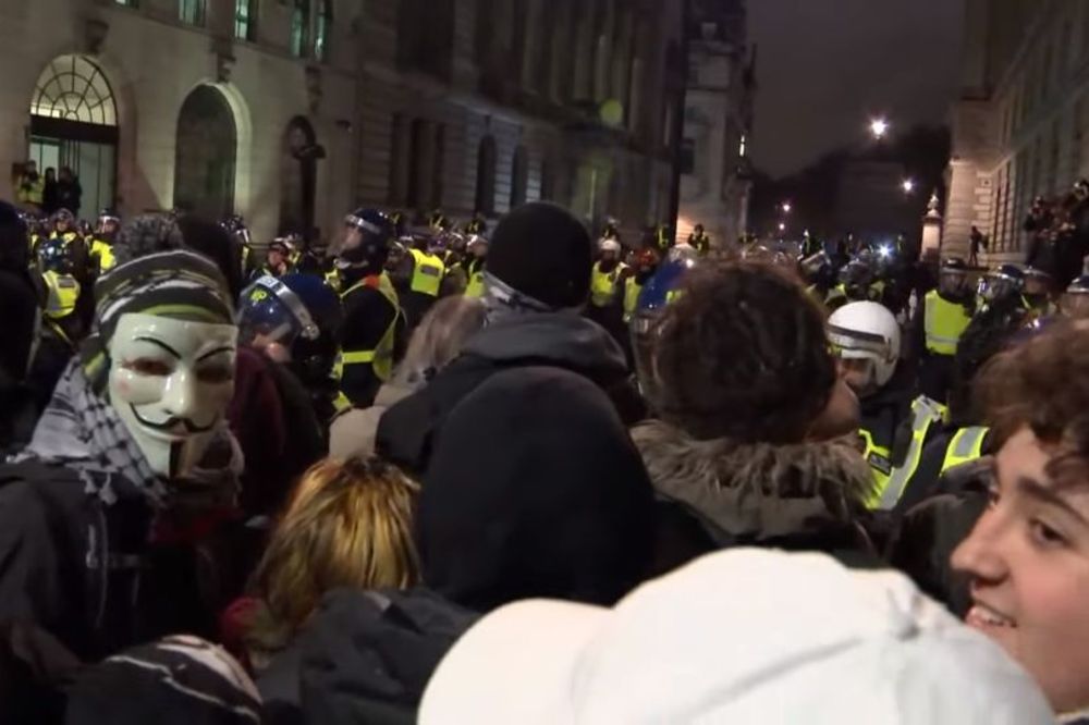 Marš milion maski: Anonimusi okupirali svetske metroplole! (FOTO) (VIDEO)