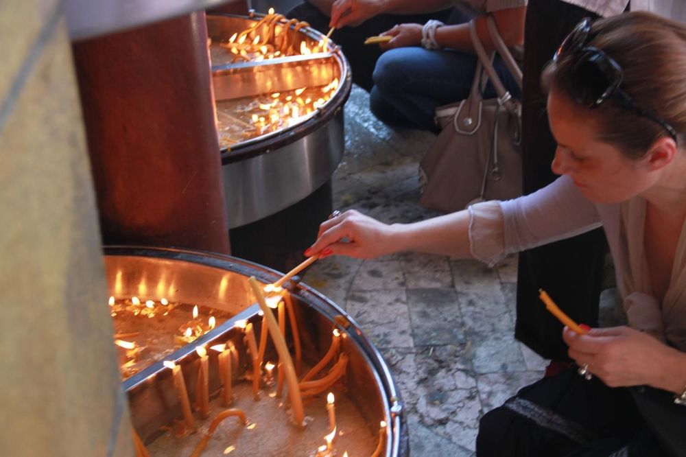 Stara verovanja: Danas nikako, ali nikako, ne smete ovo da uradite!