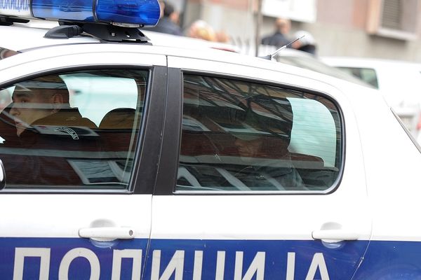 Lovačkom puškom ubio majku, ćerku i sebe! Užas kod Vranja!