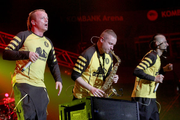 Dubioza kolektiv novom pesmom ujedinio sve internet pirate (VIDEO)