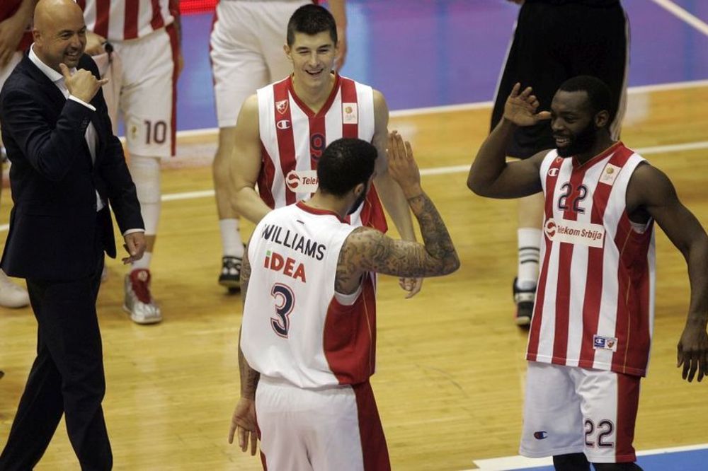 Za navijače Zvezde jutro nije moglo bolje da počne! (FOTO)