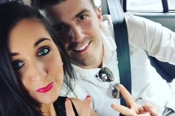 O ovom srpskom pevaču piše Dejli Mejl, i to zbog jedne devojke (FOTO) (VIDEO)