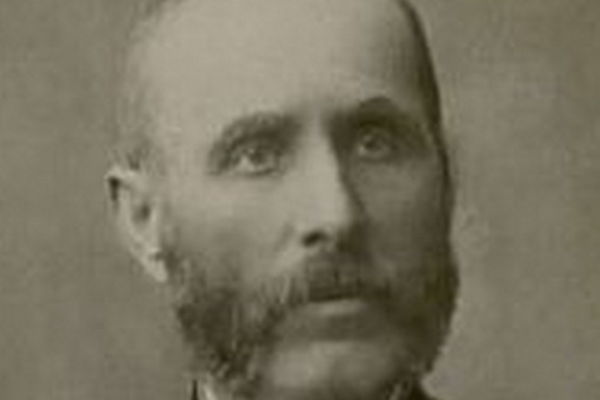 Možda niste čuli za njega, ali njegovu pesmu svi slušate stojeći! (VIDEO)