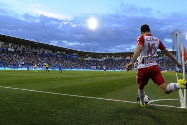 7 trenutaka kada je izvođenje kornera izgledalo kao nemoguća stvar! (VIDEO)
