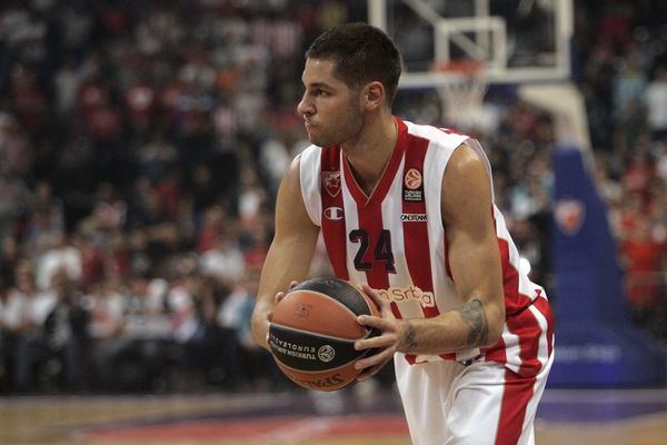 Jovićevo buđenje u Skoplju: Kada je imao loptu ili je poentirao ili je asistirao! (GIF)