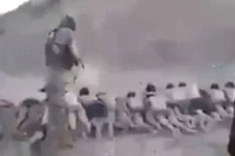 Monstrumi iz Islamske države streljali 200 dece! (UZNEMIRUJUĆI VIDEO)