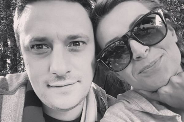 Andrija totalno prsao! Mahao pištoljem na gole stripere! (FOTO) (VIDEO)