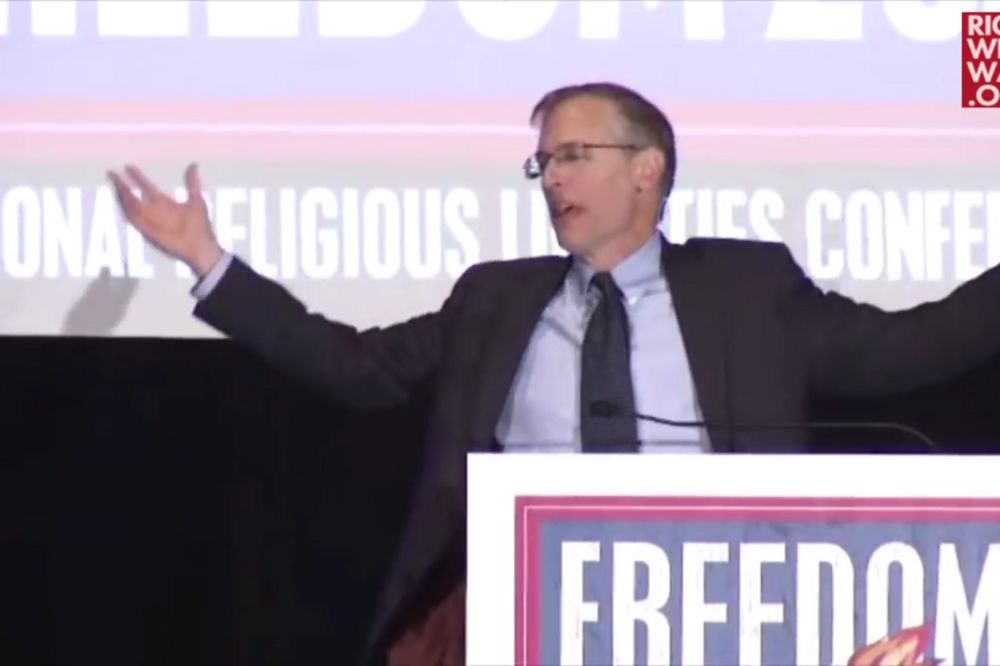 Bog će suditi Americi zbog homoseksualnog mentora Harija Potera! (VIDEO)