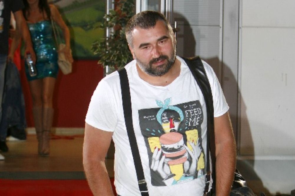 Miki iz pesničeva! Pčelar se popeglao u Parovima! (FOTO)