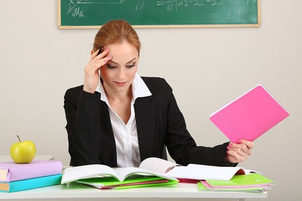 I nisu baš slabiji pol: Žene su obrazovanije od muškaraca!  (FOTO)