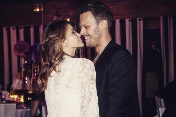 Moje srpsko venčanje s lukom i kajmakom! Pozivnica sa svadbu Seve i Malog Kebe je hit! (FOTO)