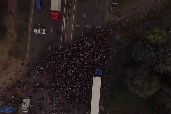 SNIMAK KOJI OBJAŠNJAVA SVE: Izbeglička tragedija kroz oči jednog drona (VIDEO)