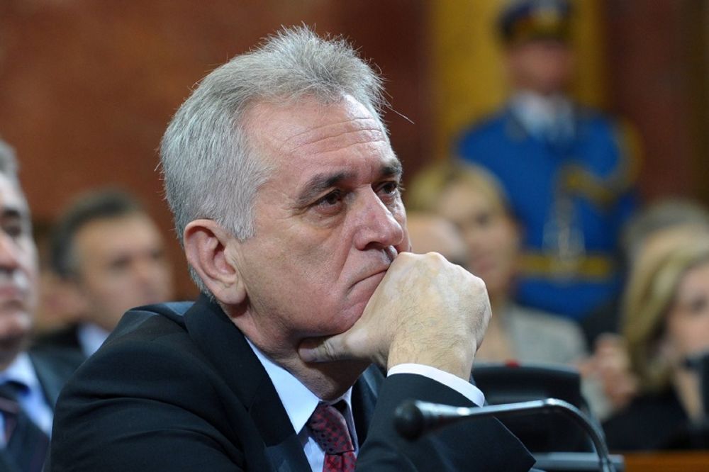 Kakve veze imaju dinosaurusi s migrantima? Odgovoriće vam predsednik Srbije!