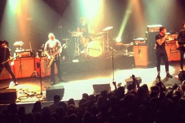 Poslednja fotografija grupe Eagles of Death Metal pre nego što se džihadista razneo!