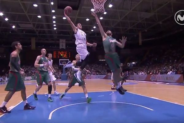 Srbi zakucavali Špance: Nedovićevo lepljenje na poster jače od letećeg Todorovića! (VIDEO)