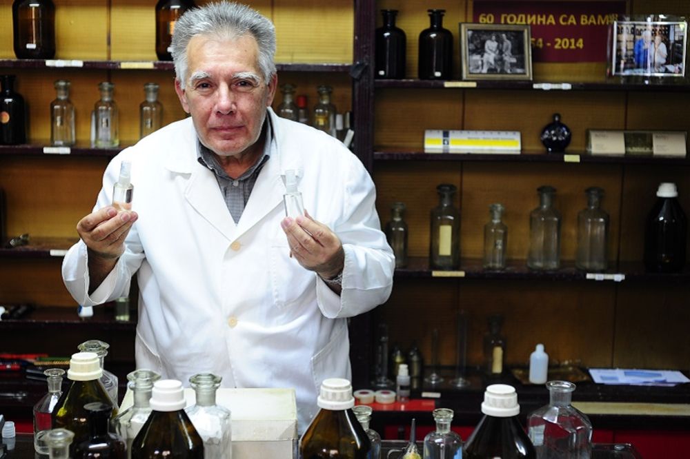 Tajne poslednjeg beogradskog parfemdžije: Bili smo na mestu gde nastaju najlepši mirisi već 74 godine! (FOTO)