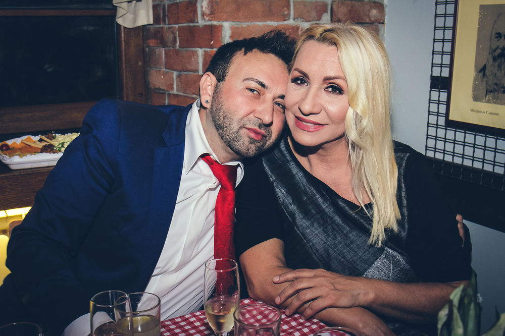 Gde ima Dimija ima i vatre: Vesna Zmijanac ponovo u njegovom zagrljaju! (FOTO)