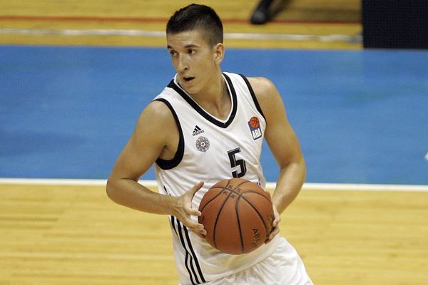 Partizan dobio dramu u Pioniru, Tajfun nije oduvao crno-bele! (VIDEO)