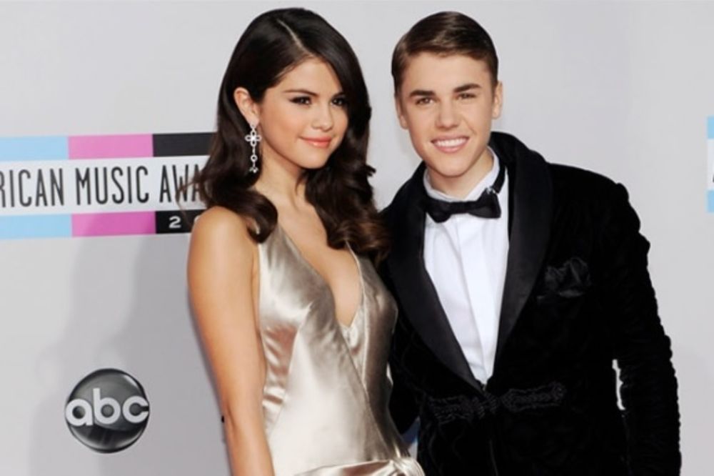 Uhvaćeni na delu! Između Selene i Džastina opet sevaju munje! (VIDEO) (FOTO)