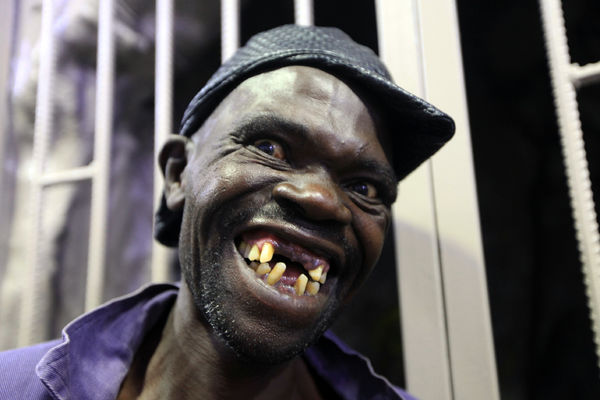 Ružan kao lopov, kući otišao bogatiji za 500 dolara! (FOTO)