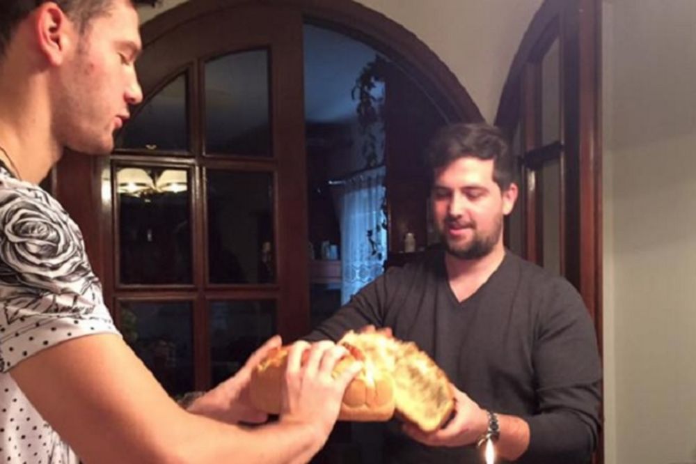 Sinovi ministra odbrane čuvaju tradiciju: Gašići proslavili slavu (FOTO)