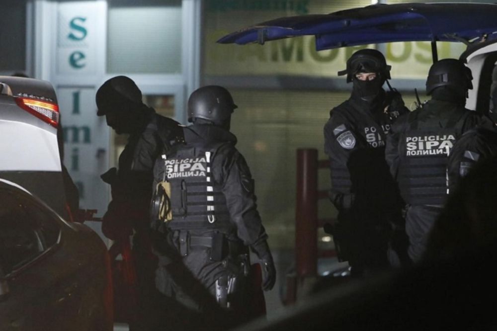 Hapšenja u BiH: Pronađena zastava Islamske države, mine, bombe i municija!