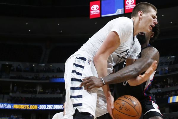 Jokić dovodio do ludila Džordana i Amerikance podsetio na Stojakovića! (VIDEO)